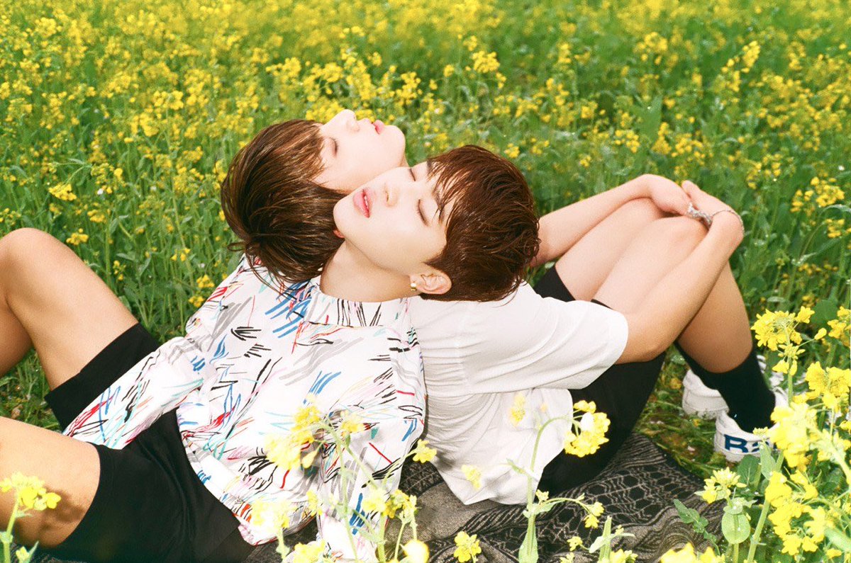 stylebyJIMIN's tweet photo. 화양연화 pt.1 (2015)
#HappyBirthdayJungkook https://t.co/fnC0Vx2BFS