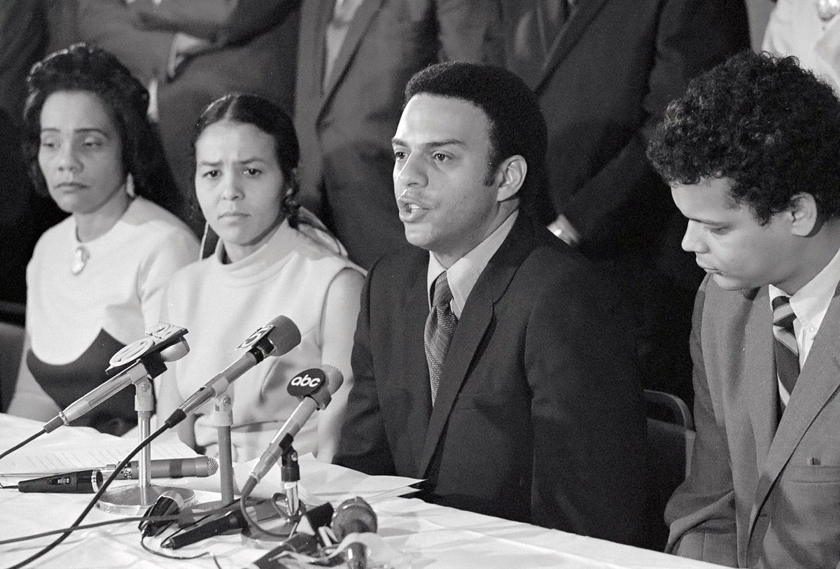 5/What the passage of the VRA brings in 1972 is Congressman Andrew Young Congresswoman (hello your district D-GA) and Barbara Jordan (D-TX) the first two Black congressional members since RECONSTRUCTION. 100 years without Black members in Congress.