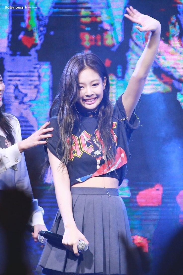 just like she made us smile, blinks also makes her smile brightly ♡