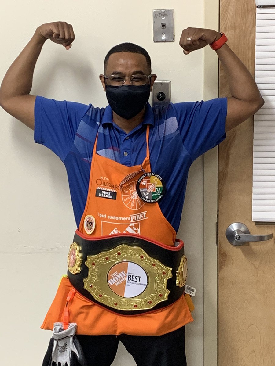 EGreavesTHD's tweet photo. @OumarTHD got back from vacation today &amp; found our award that arrived while he was gone. Great job #2551SilverSpring #StrongerTogether #D201Rocks 🎉🎉🎉🌟🌟🌟🧡🧡🧡🥳🥳🥳 @JoeZuniga1 @paulclymer @PaulDeveno @H05Mulki @DavidRamirezTHD https://t.co/ld1KDOiW68