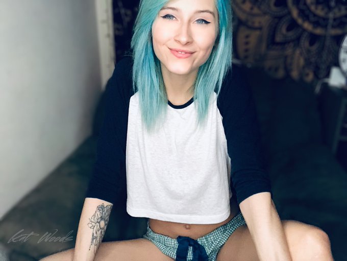 Kat ♡ ONLYFANS $5 (link In Bio)’s pics and videos