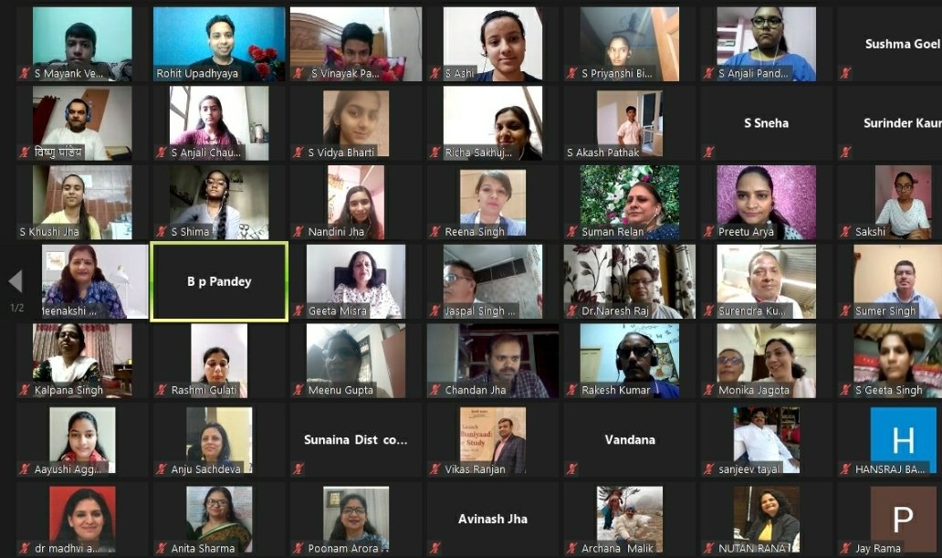 MeenakshiMalha2's tweet photo. Today witnessed a Historical Event
Where 
Proud #DelhiGovtSchool Students participated with an Amazing level of Confidence in a

Mega #StudentsPanel discussion on #NEP2020

Spl Thnks to their guides #MentorTeachers of #DOE Delhi

#Gratitude
@msisodia
@PbpandeyB
#LetsTalkEducation https://t.co/iF6SXOjzS3