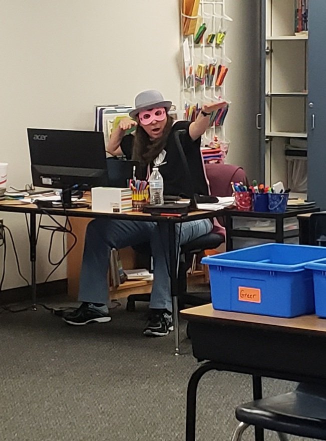 Ana Travis tweet media