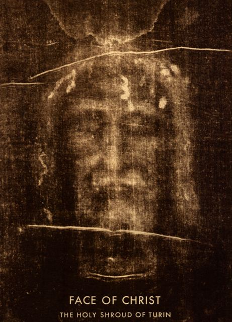 In fact, the Mahabali in this FAKE painting looks eerily similar to the so called "Holy Face of Jesus" which is nothing but a forgery impression on the FAKE shroud of Turin.Just that he was a little Indianised by keeping the mustache, removing beard and darkening the skin