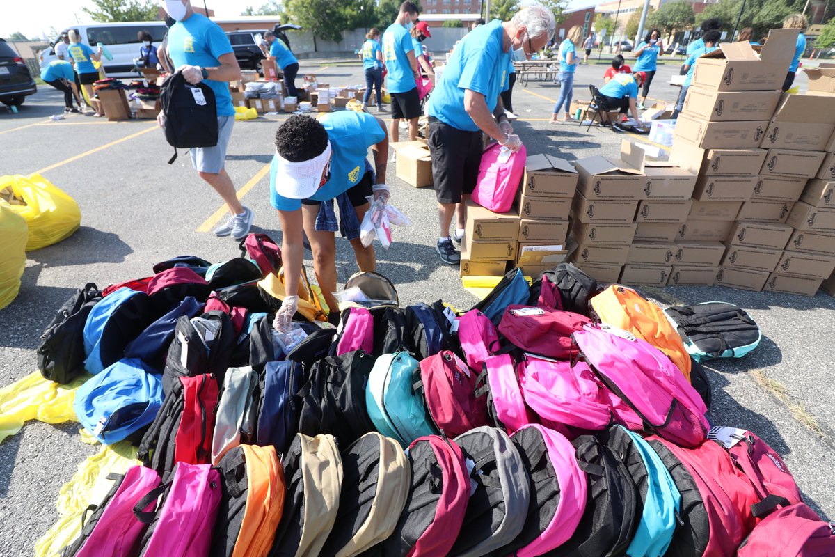 Check out our highlights from Back to School Bash with Teach for America! GenKC members helped plan and volunteer at the drive-thru event that safely distributed supplies to 400+ KC-area students.