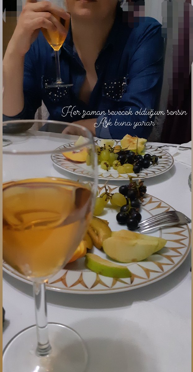 Her zaman sevecek olduğum sensin 
Aşk buna yarar ❤💋❤