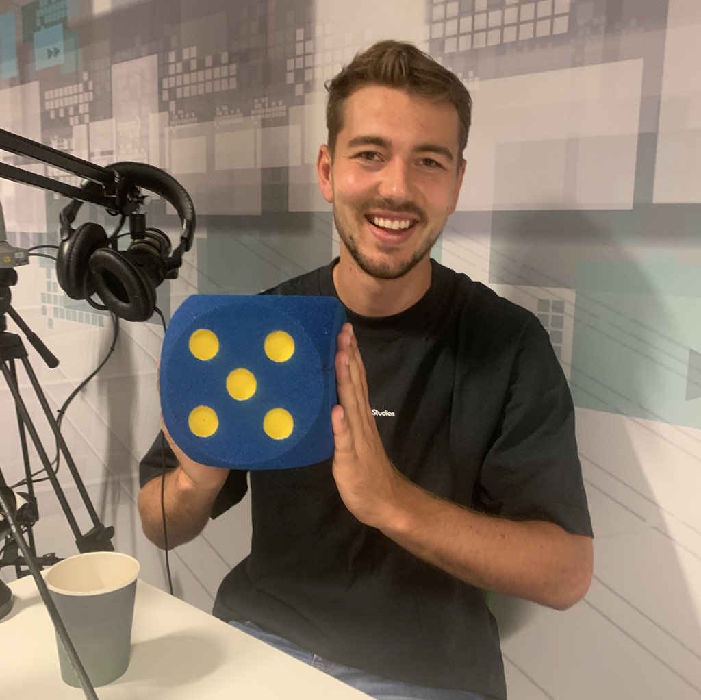 Ny episode av Frelst er ute. FK Haugesunds herlige midtstopper Fredrik Pallesen Knudsen er gjest. Han mener han leverte til terningkast fem. Vi kaster en soleklar sekser for Palle 😍❤️⚽️

Du finner episoden både på Spotify, iTunes og Acast. Vi blir veldig glade om du hører på 🎙