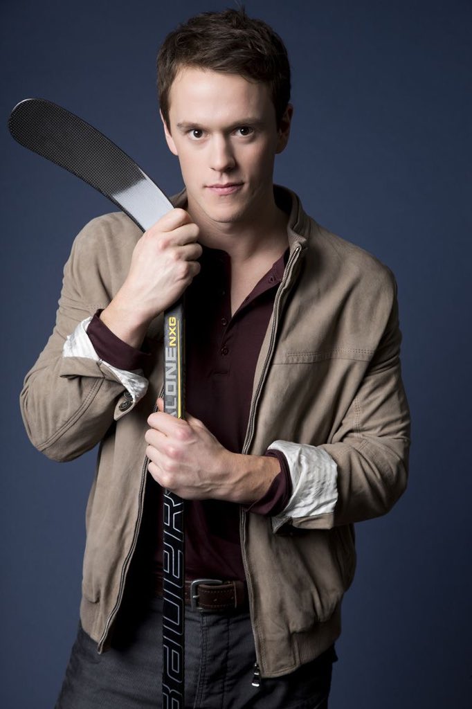 day 24 of jonny as puppies (read as: cute animals) i know this doesn’t match, i just personally think it’s funny af