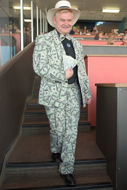 FonnerRacing's tweet image. His drapes might not match his carpet, but his bow tie sure matches his suit. Come win some cash Saturday at the fair! @NEStateFair @dinsdaleauto @hecgrandisland @gichamber @BalzSportsBar