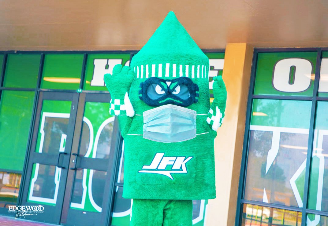 Edgewood ISD (@eisdofsa) on Twitter photo 💫 Be sure to mask up, EISD, like our <a href="/JFKennedyHighS/">John F Kennedy High School</a> & <a href="/EISDMemorialHS/">Memorial High School</a> mascots! Let's continue to do our part! #EdgewoodUnited #WhyIWearAMaskSA <a href="/COSAGOV/">City of San Antonio</a> 💫 Be sure to mask up, EISD, like our <a href="/JFKennedyHighS/">John F Kennedy High School</a> & <a href="/EISDMemorialHS/">Memorial High School</a> mascots! Let's continue to do our part! #EdgewoodUnited #WhyIWearAMaskSA <a href="/COSAGOV/">City of San Antonio</a>