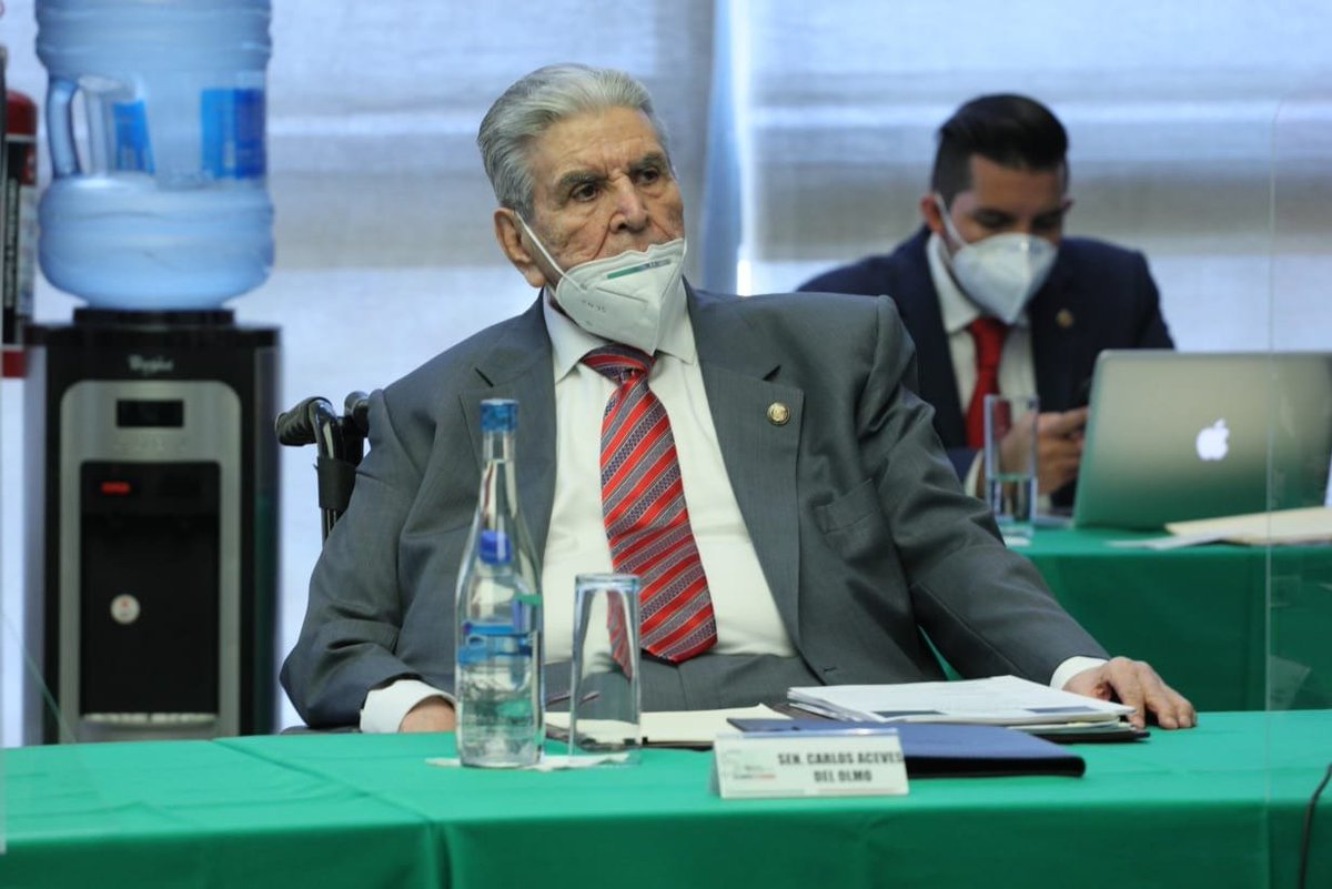 CarlosAceves_'s tweet photo. Acompañados por @AlitoMorenoC, Pdte del @PRI_Nacional, inicia la #5aPlenariaSenadoPRI en la que definiremos una agenda legislativa que incluya acciones en favor de las y los trabajadores de México. https://t.co/HwvtLxFaD9
