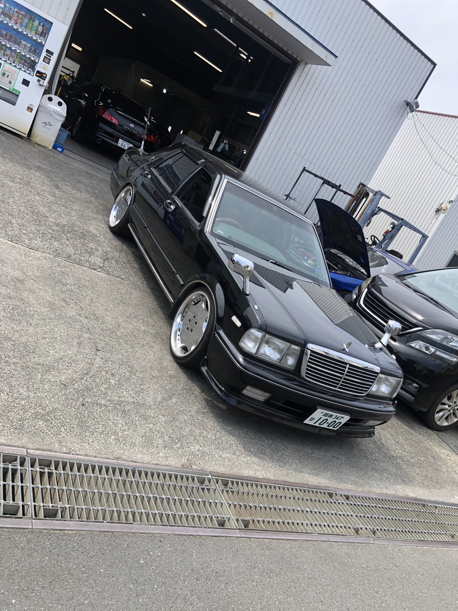 日産 y31 セドリック ブロアム フェンダーミラー
