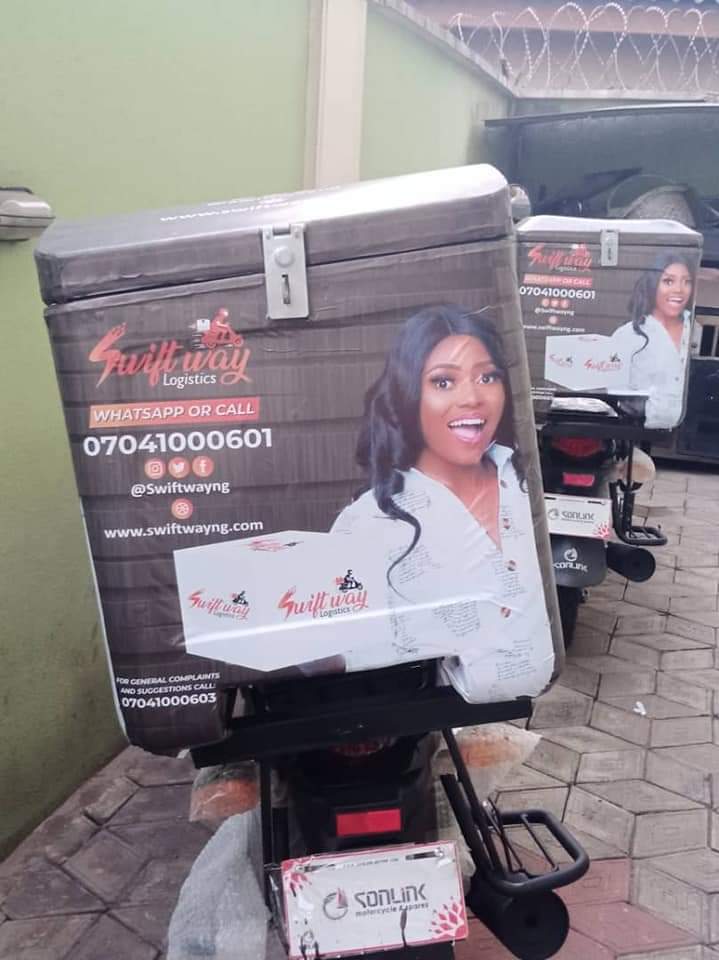 marvispicy's tweet image. Happy New Month 🌻🌻
For Prompt Dispatch and Courier services, Think SWIFTWAY LOGISTICS 🔥🔥
@swiftwayng @Mayorspeaks 
#Logistics #PromptDelivery
#SwiftwayNG