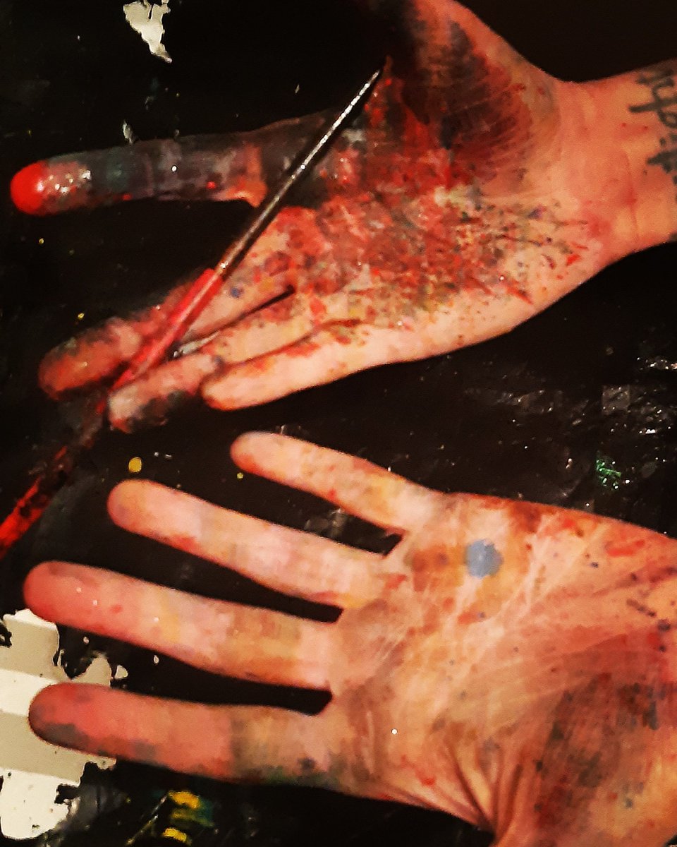 Emma Tilney (@emmatilney1) on Twitter photo Living the art life...#painting #paint #theatre #creativity #artresources Living the art life...#painting #paint #theatre #creativity #artresources