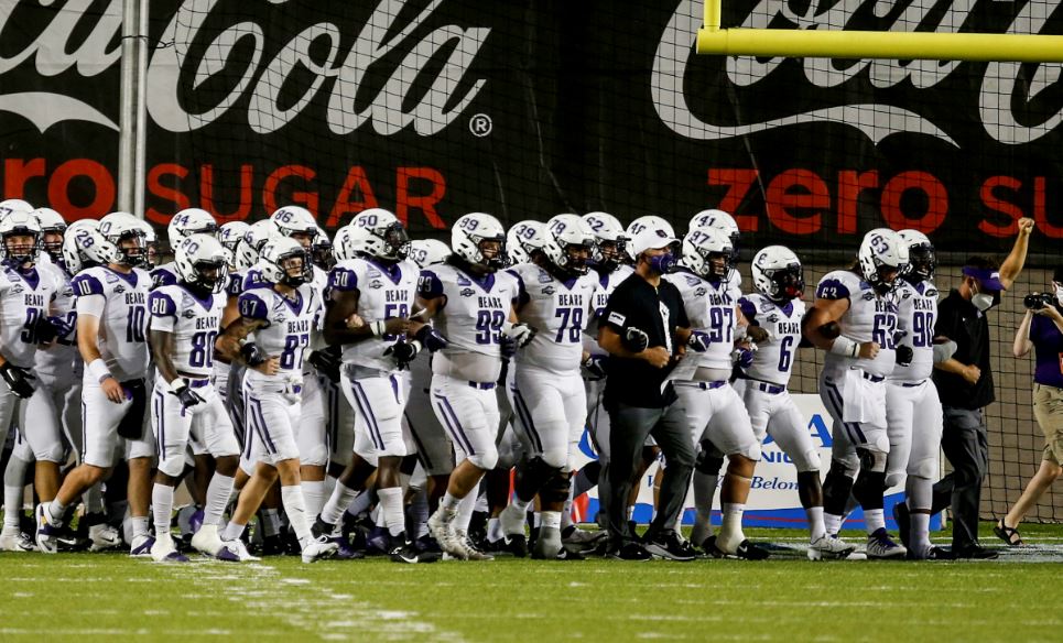 247Sports's tweet image. Report: Central Arkansas reports zero positive cases of COVID-19 after initial round of postgame testing. 

247sports.com/Article/centra…