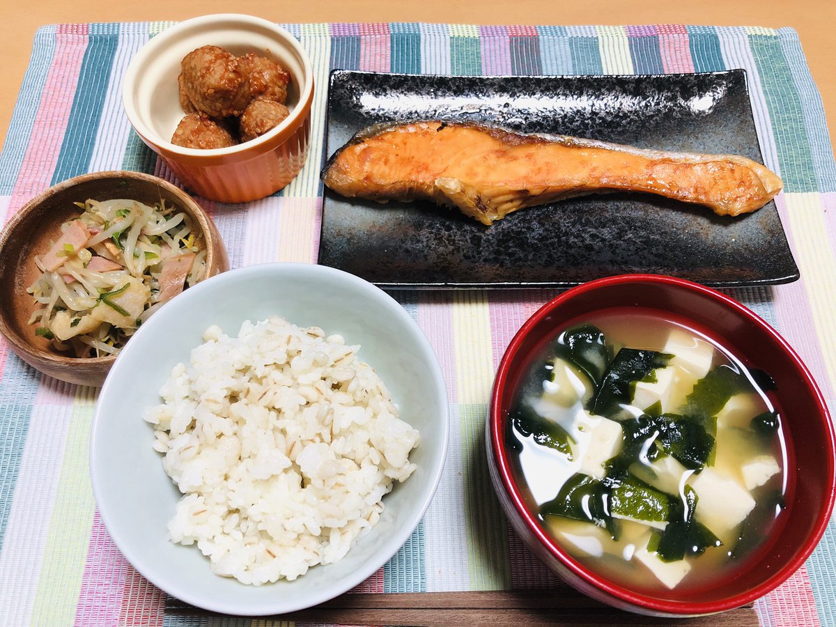 焼き鮭定食