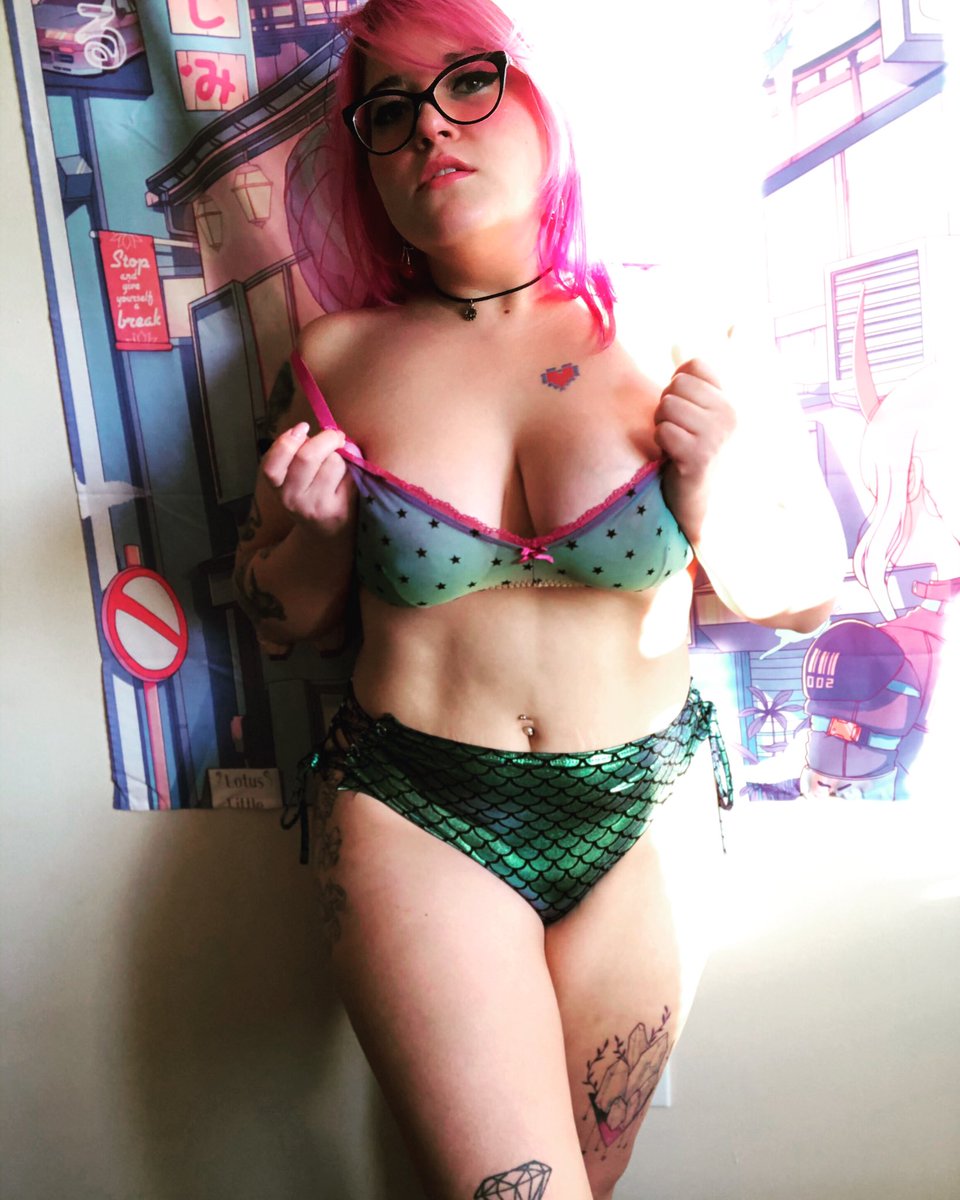 lepeachyqueen's tweet photo. Not sorry
#sexy #cutiepie #cutie #curvy #curvygirls #curvywomen #hottie #hot #babe #sexymama #thick #thicc #onlyfanz #bored #boredaf #hotdamn #busty #bustygirls #bustywomen #onlyfansgirls #onlyfansmodel #booty #fatass #fatasslatina #spanishbooty #thick #thatasstho #fineashell https://t.co/mbB38hCYI6