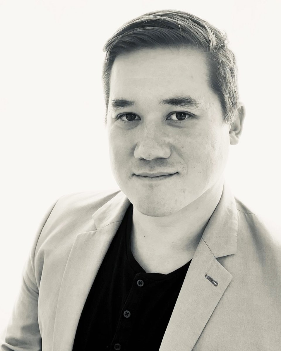 FPOV_Design's tweet image. B E R N I E  T A N - H A Y E S 
CEO ASIA PACIFIC, GLOBAL AV + TECHNOLOGY DIRECTOR
The FPOV Audio Visual team are now in the talented hands of our Asia Pacific CEO Bernie Tan-Hayes, with a  new addition to his role as Global AV and Technology Director.
#FPOV #Audiovisualdesign