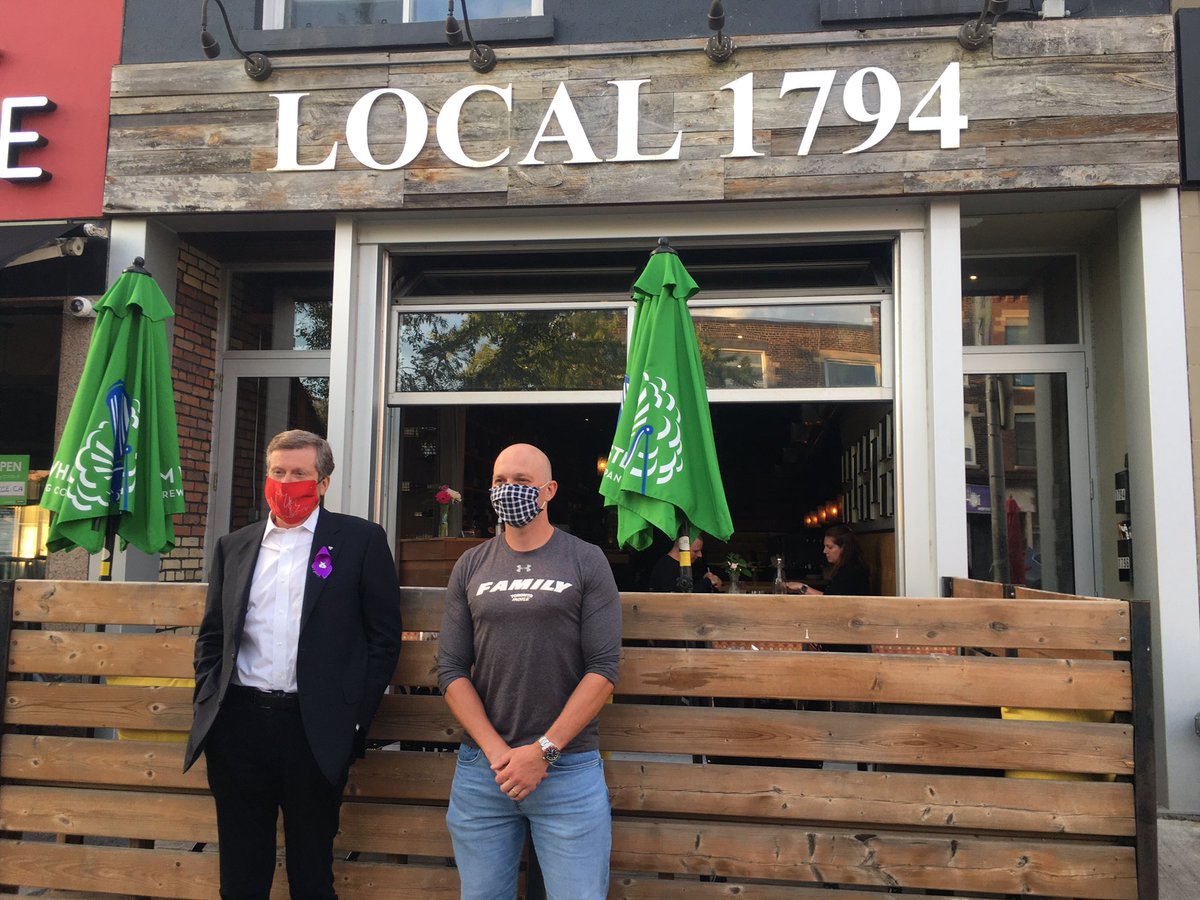 JohnTory's tweet image. Visited the Danforth this evening to speak with business owners and residents about the work being done to support local businesses and provide safe transportation infrastructure through the #DestinationDanforth project.