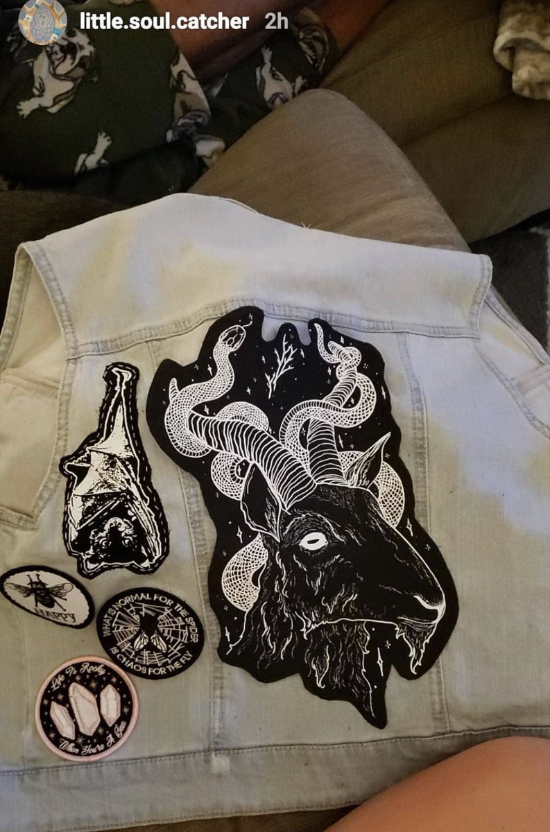 MoonGoddessMkt's tweet photo. I love seeing how you style my patches 😍🖤 https://t.co/COYnFbrn59