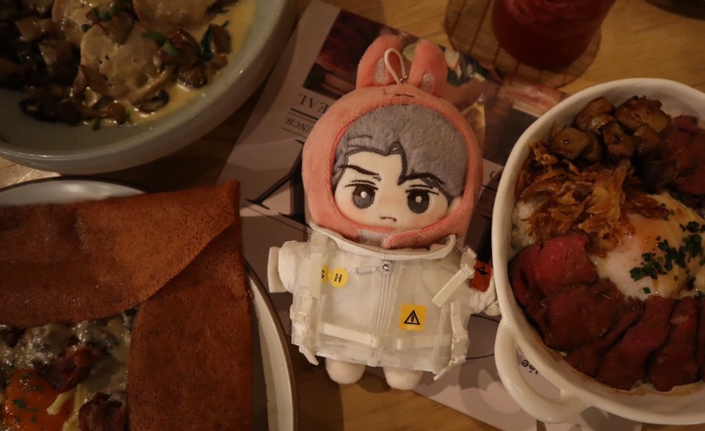 After WindBomb SEHUN accidentally blown up someone‘s roof...【WANTED！⚠️】#SEHUN #세훈