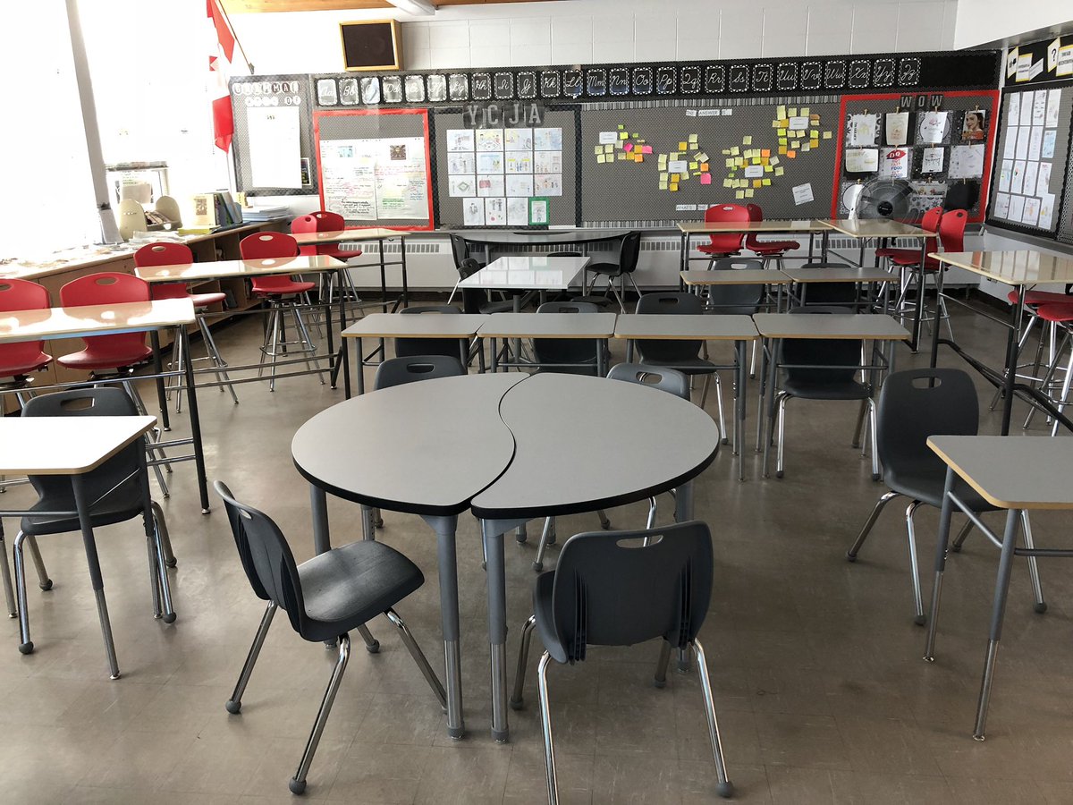 TellerRenee's tweet image. @AdrianaLaGrange @jkenney my class size is 32 #TweetForWhatMatters