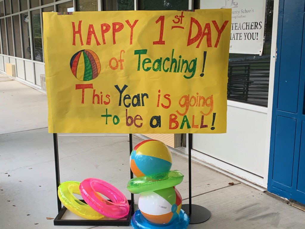 MichelleManis25's tweet image. This year is going to be a ball at Johnson and Howe Pre-K. #firstdayofteaching #bestjobever