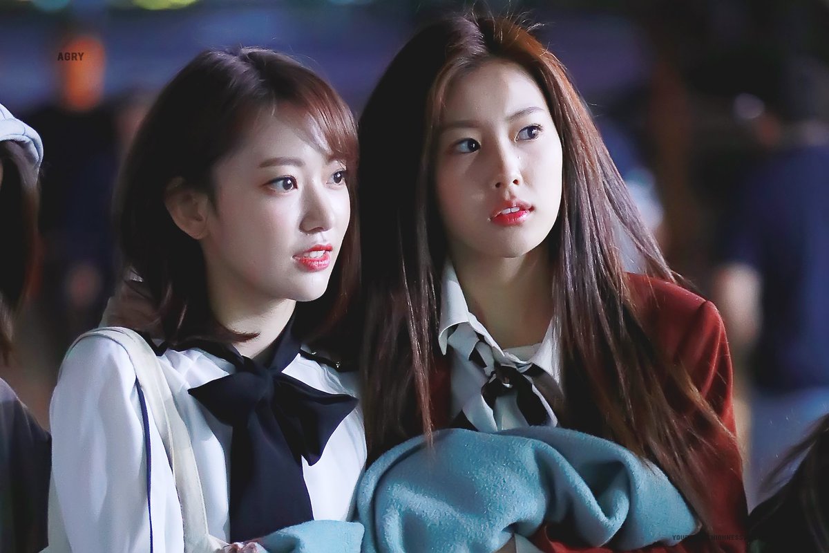KimChaeWon21's tweet photo. 181007 COLOR*IZ SHOWCON VCR 촬영
#아이즈원 #IZONE #アイズワン
#🐰🌸🐹🐥🐶🧚‍♀️👑❤🍑💚🐸🕊 https://t.co/jIn82WgpK6