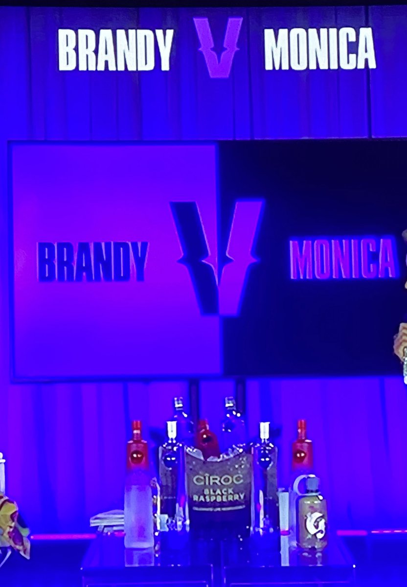 GAPeachy81's tweet photo. @Ciroc now I want this Black Raspberry! Lol! #verzuz #BrandyVsMonica #ciroc https://t.co/FRFxkGcyYR