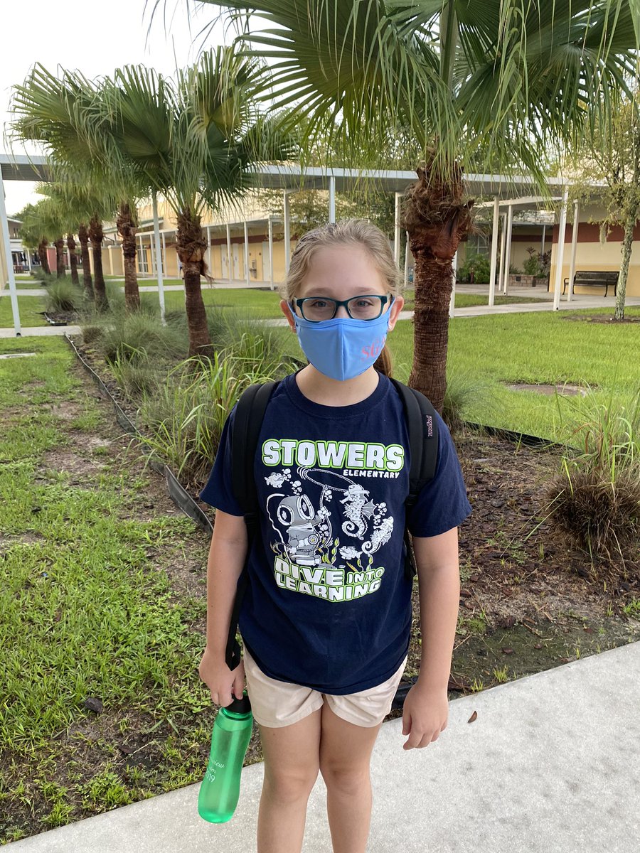 First day of school in the books <a href="/StowersElem/">Stowers Elementary</a> ! <a href="/HillsboroughSch/">Hillsborough Schools</a> <a href="/HCPSArea5/">HCPS Area 5</a> Looking forward to another great day🧡🖤