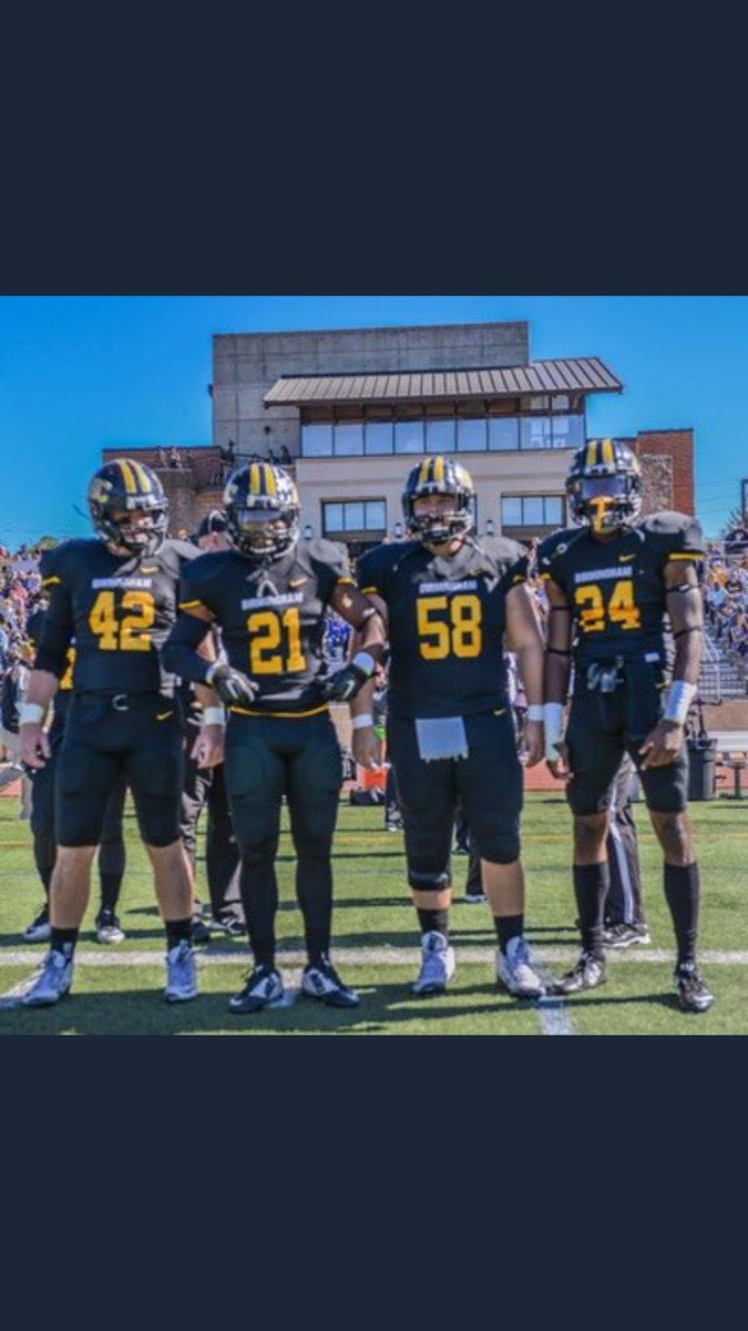 Blessed and thankful to receive my first offer from Birmingham Southern.
<a href="/Coach_Colucci/">Anthony Colucci</a> <a href="/RecruitTheDale/">GardendaleRecruiting</a> <a href="/GdaleHSFootball/">Gardendale Football</a>