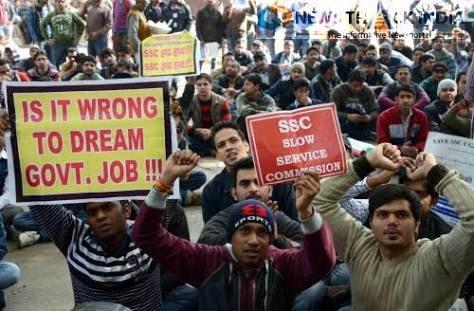 pranjulpatel111's tweet photo. #speakupforSSCRaliwaystudentsGive rrb ntpc exam dates now its more than 1.5 yrs , 9 notices for selecting test conducting agency and almost 2 crore applicants are waiting for it. 
@PiyushGoyal @PMOIndia #speakupforSSCRaliwaystudents https://t.co/6e2IVk25TY https://t.co/DsufyCrJRS https://t.co/ssWoVvWcYm