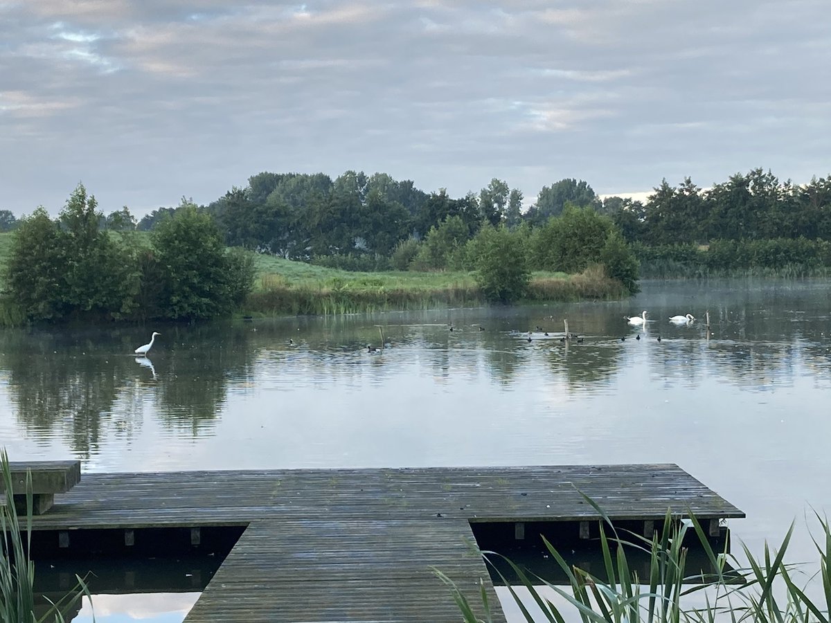 wimholtrust's tweet photo. Mooie start van een nieuwe dag met zoveel moois om je heen op weg naar je werk #Dalfsen #Deltion https://t.co/fYFf6LLDGG