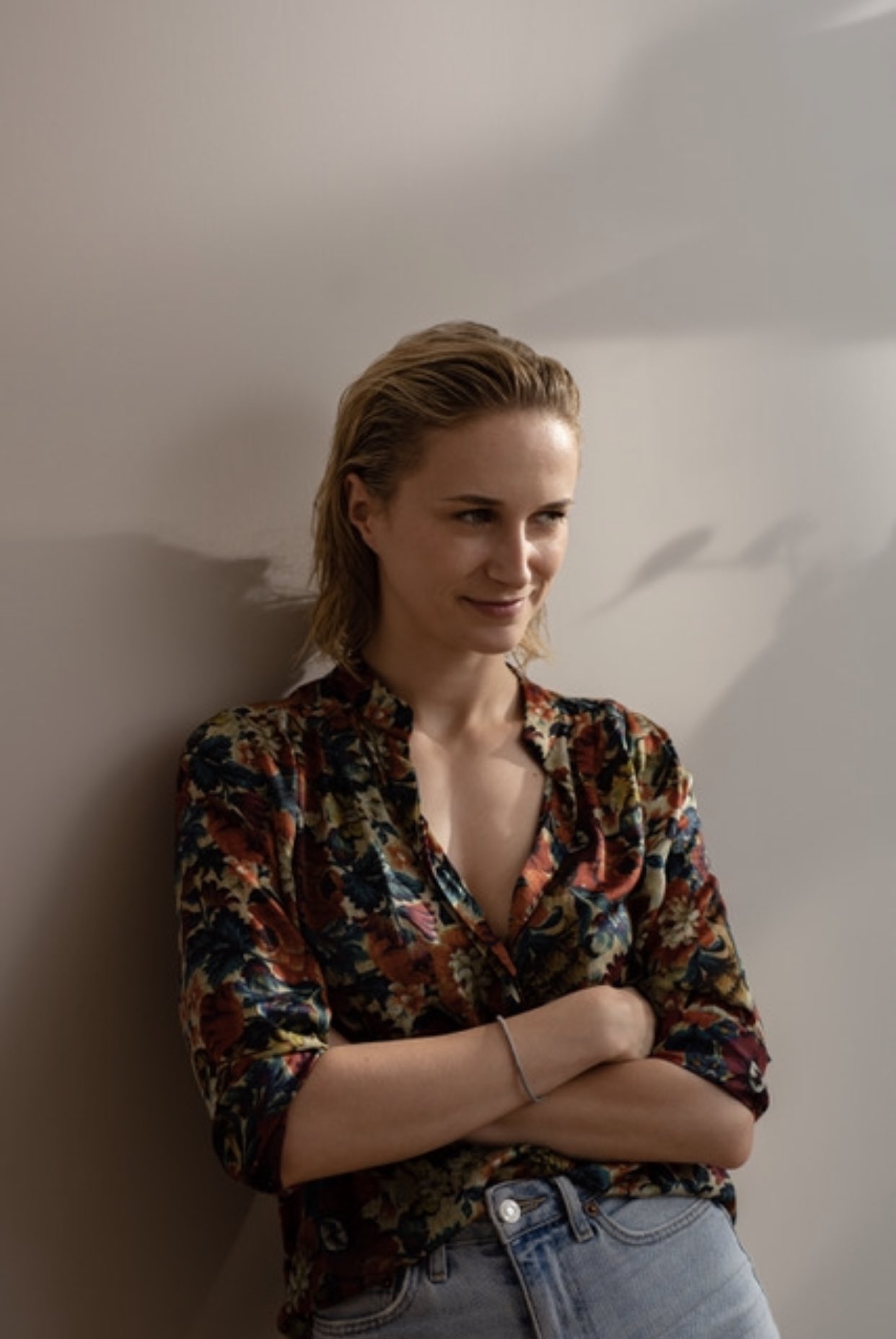 Christoph Amend on X: Heute morgen zu Gast im @ZEITmagazin-Newsletter: Die  Schauspielerin Pia-Micaela Barucki mit ihren liebsten Büchern, Serien,  Rezepten und Memes WasfüreinMorgen WasfüreinTag t.coilQQfIWHl4   X