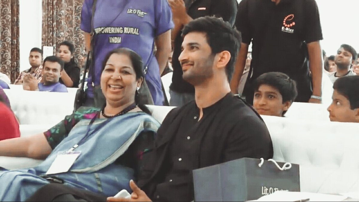 The smile deserves whole universe  #SushantSinghRajput  #SushantInOurHeartsForever