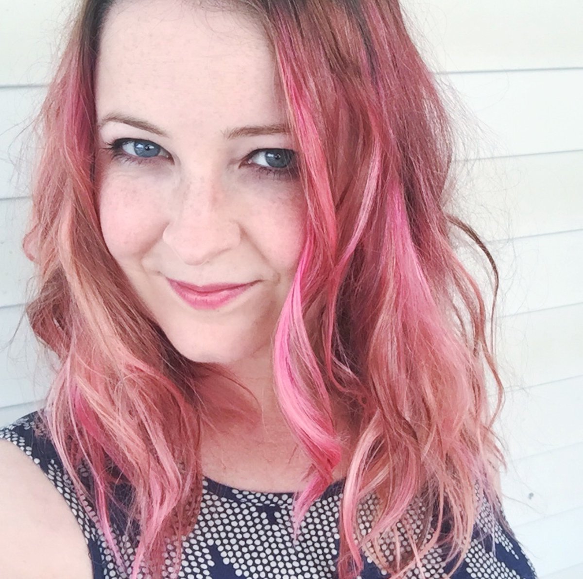 ozauthorsonline's tweet photo. We're so excited to announce that on September 17, 7.00pm AEST, @elliemarney, @twitofalili, and @SarahLEpstein will take part in a panel on YA Thrillers; they'll discuss the genre, their processes, and what thrills them.
Moderated by our own @ajendacott, you won't want to miss it https://t.co/oztdeLvoWS