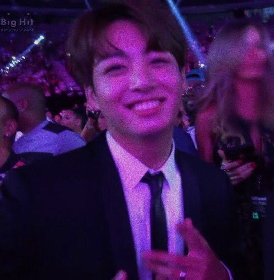 taechwitas's tweet photo. ｡*✧ this is getting heavy, can you hear the bass boom? im ready. life is sweet as honey, yeah, this beat cha-ching like money. ✧*｡

[ ik im late but i wanna do it,, also drop your arsd! let me hype you! ]

• #ARSD #ARMYSelcaDay #ARSDforJK #JungkookDay @BTS_twt https://t.co/wIlQV8ccsZ