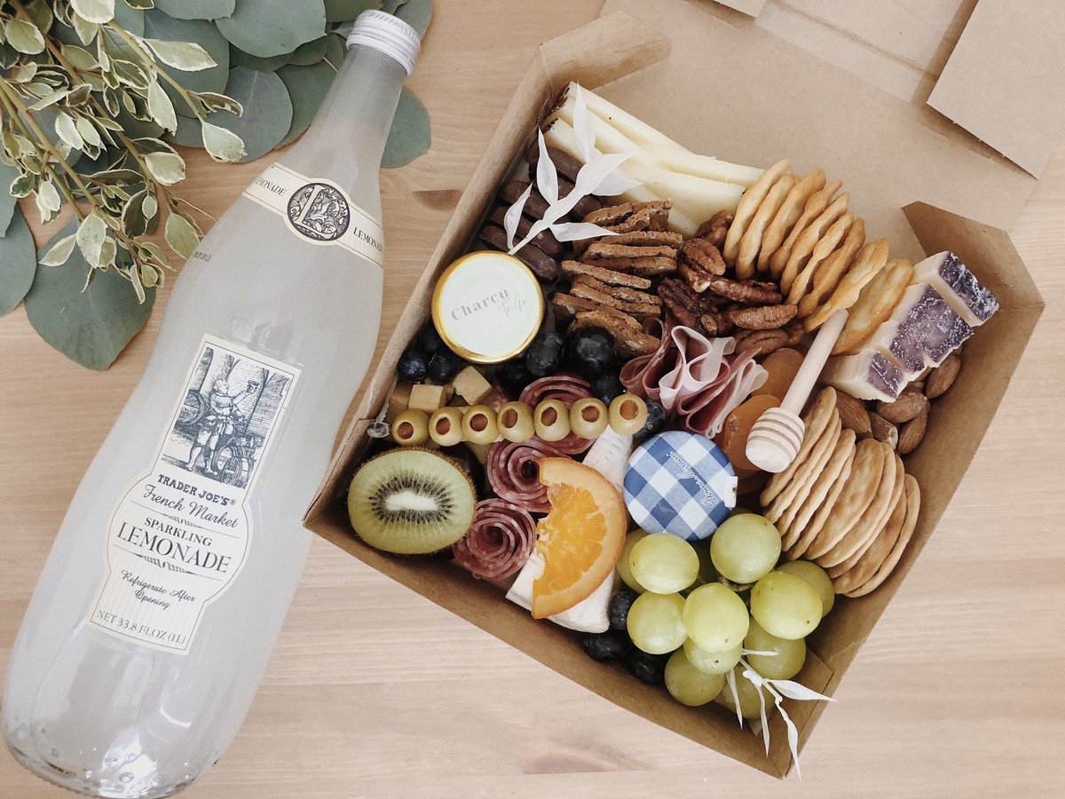 nikki poki evans tweet media