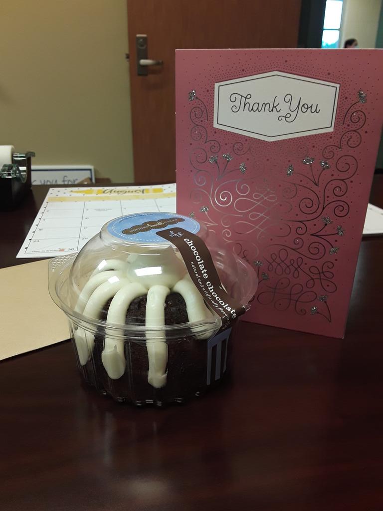 misti_thomason's tweet photo. My faculty had a treat for me today. Love my people! #broncoblessed https://t.co/qx06t6BpCk