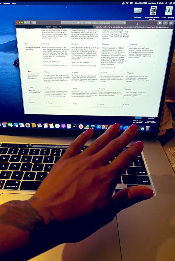 Marleana_Wells's tweet photo. When things just got real #sfx #sdfx ๐ฅต #soundeffects #visualeffects #filmmakers when you think you can just pull out a camera and start shooting๐คฆ๐พโโ๏ธ #MarleanaWells #letsgo #newterm https://t.co/sDIIPZSHEa