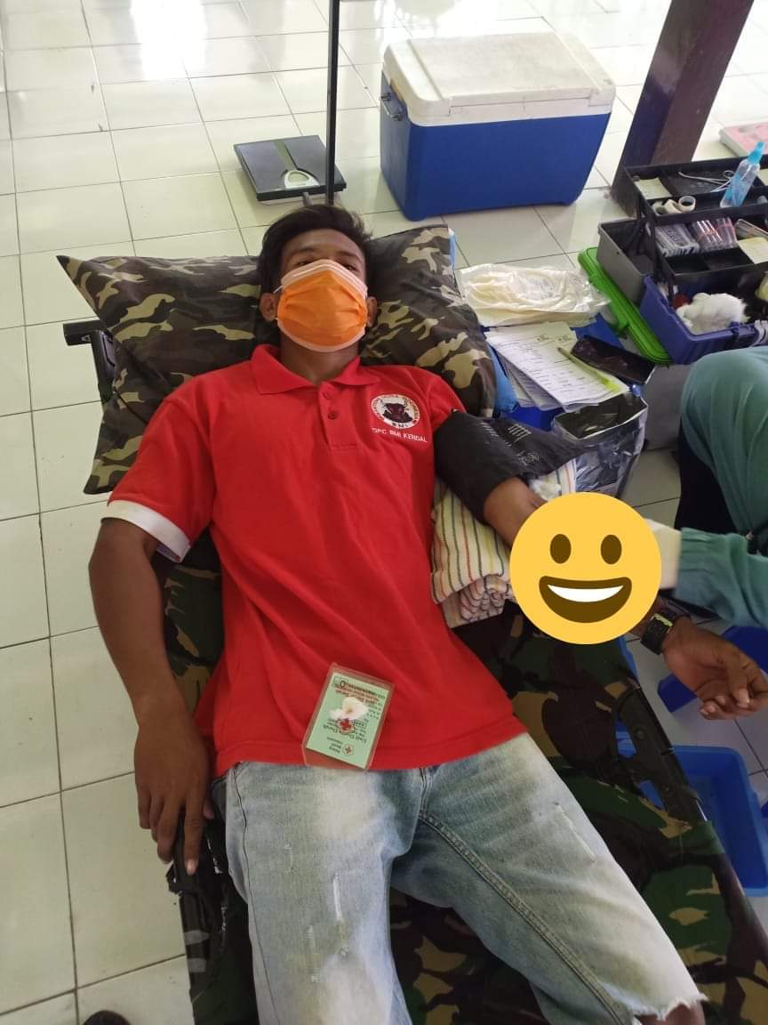 bmi_kendal's tweet photo. Donor darah DPC Banteng Muda Indonesia kab Kendal.

1 September 2020.

Berbagi itu gak akan ada ruginya, yang rugi adalah yg tak pernah berbagi.

@PDI_Perjuangan
@DPD_PDIP_JATENG
@pdipkendal
@hafee25 https://t.co/QxDJtsMFtj