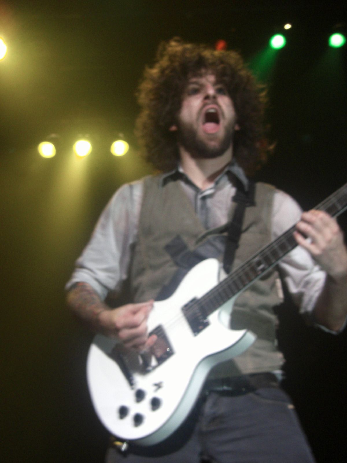 HAPPY BIRTHDAY JOE TROHMAN!!! here\s four pics of him i like a lot 