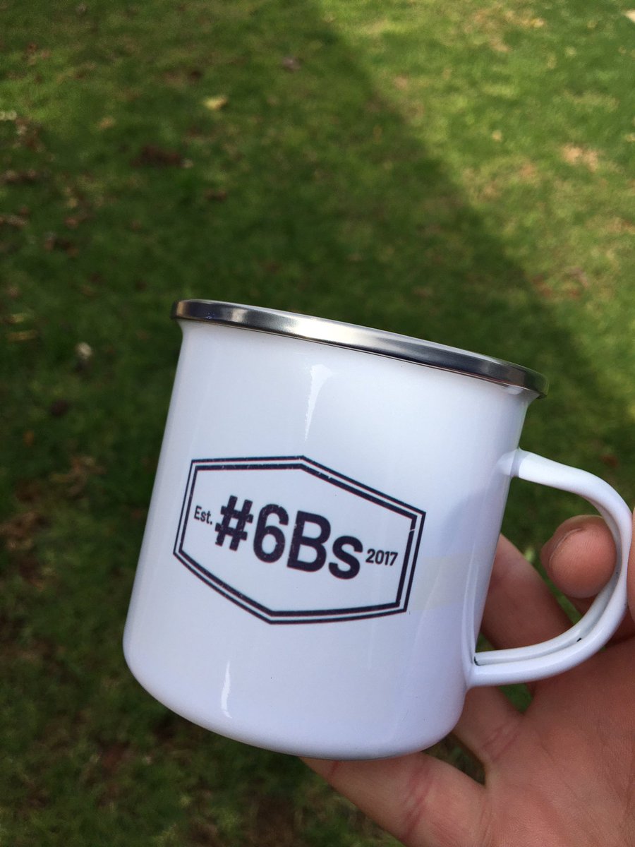 DannyNagel84's tweet photo. Thanks @BradMillsteed for the delivery. It’s time to gift these bad boys to some top mates #6Bs https://t.co/cq0bGcpJn1