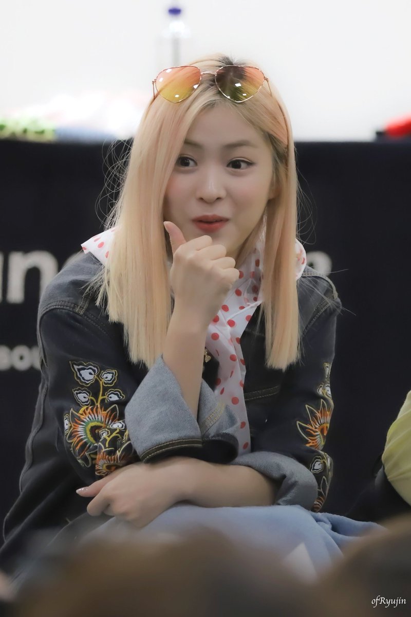 #ryujin #류진 #있지 <a href="/itzyofficial/">ITZY</a>