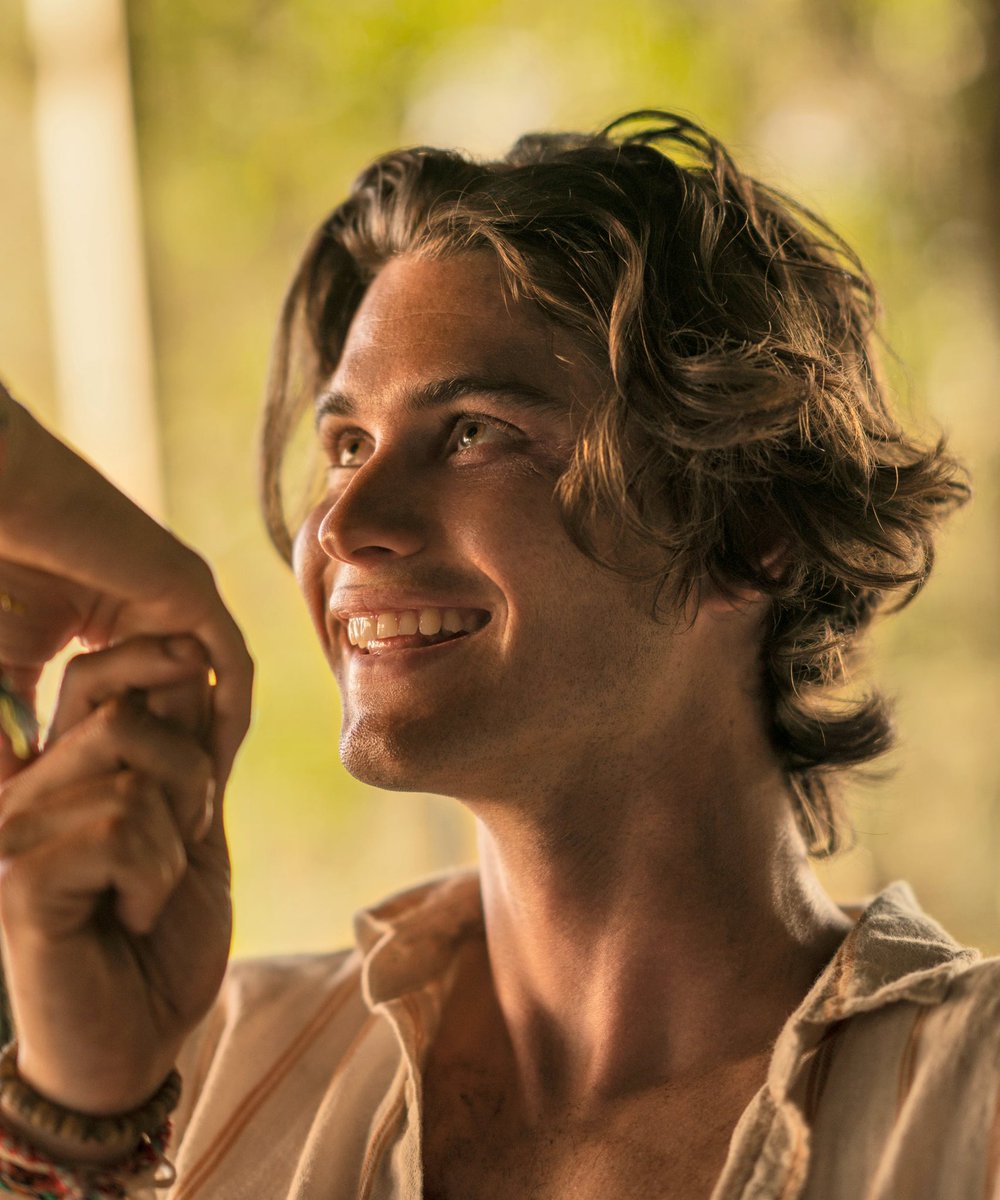 John B. is so hot. Like wow kill me plz