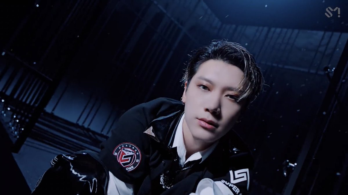 𝐨𝐧𝐲𝐨𝐮𝐫𝐦__𝐞𝐰. ||| แฟนพี่เบ ᶜᵃⁿᵃᵈⁱᵃⁿ ˢʷᵃᵍ tweet media