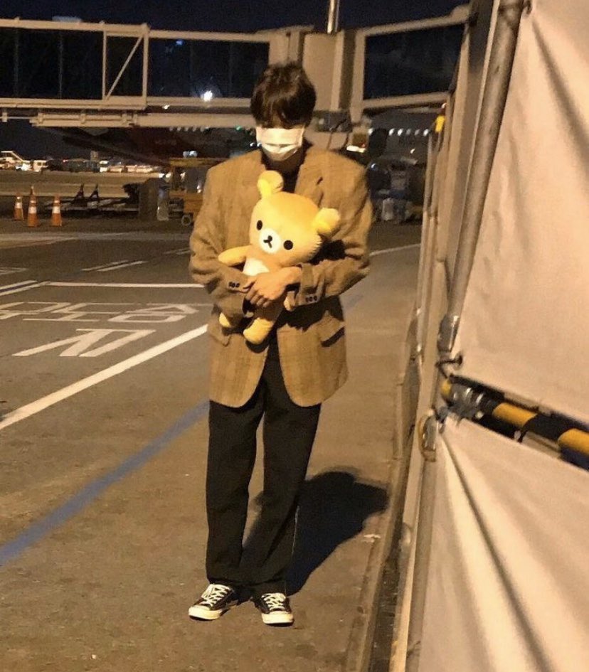 YChenTsho's tweet photo. Y’all coming at this man for being talented and your egos cannot handle the fact that he is way more better than you!

We stand with Jongin! He deserves love not toxicity.
#WeAreOneWithKai 
#SMPROTECKAI 
@SMTOWNGLOBAL @SMent_EXO 
@weareoneEXO https://t.co/Xpa31Rz13U
