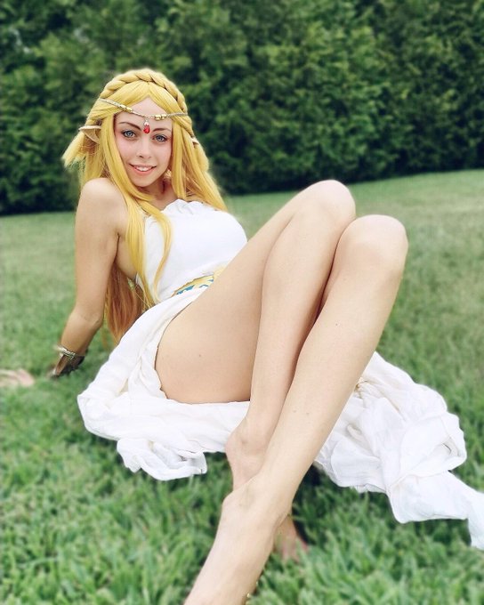 Y&rsquo;all tired of this Zelda pic yet? 😂 #cosplay #zelda https://t.co/dJF9xpm4kf<a href="/tag/cosplay"class="tags">#cosplay</a><a href="/tag/zelda"class="tags"><span>#zelda</span></a>