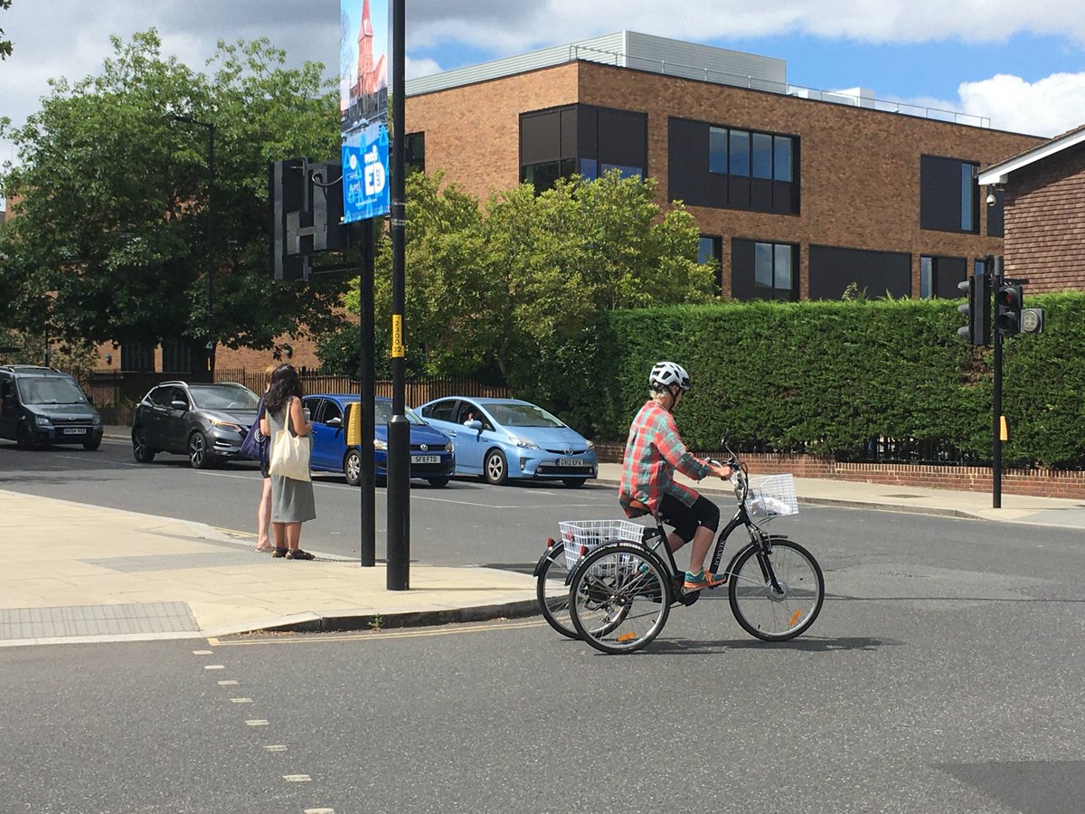 By positioning the current congestion as a *new* issue, those opposing Phase 1's  #DulwichSquare seek to link the problem to the council's recent efforts to provide safe space for walking and cycling . https://twitter.com/TrisShearing/status/1281226795384279043