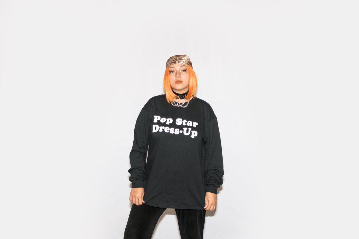 drummax's tweet photo. My clothing brand @popstardressup just added black long sleeves to our online shop: https://t.co/JVpR2UYWCz
Sizes are unisex and 50% of sales will be donated to @TerryFoxCanada!
Model is wearing a size extra large
#PopStarDressUp #PopStarDressUpClothing #TerryFoxFoundation https://t.co/orbROlsLgh